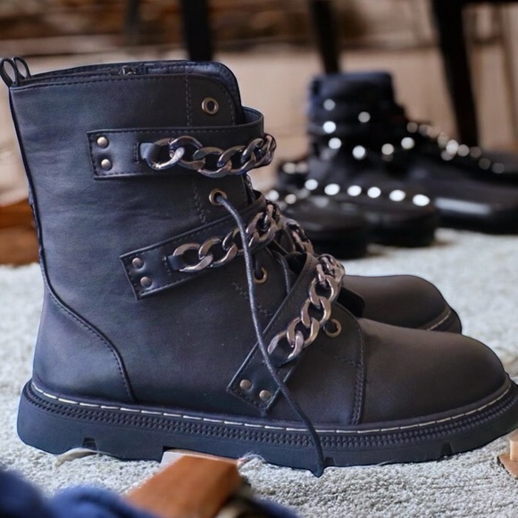 Lace up chain pu leather combat boots - Picture 5 of 5